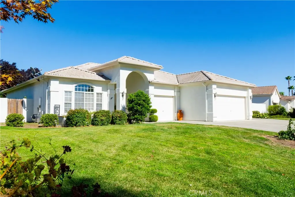 6643 Desert Springs, Chowchilla, CA 93610 - #1