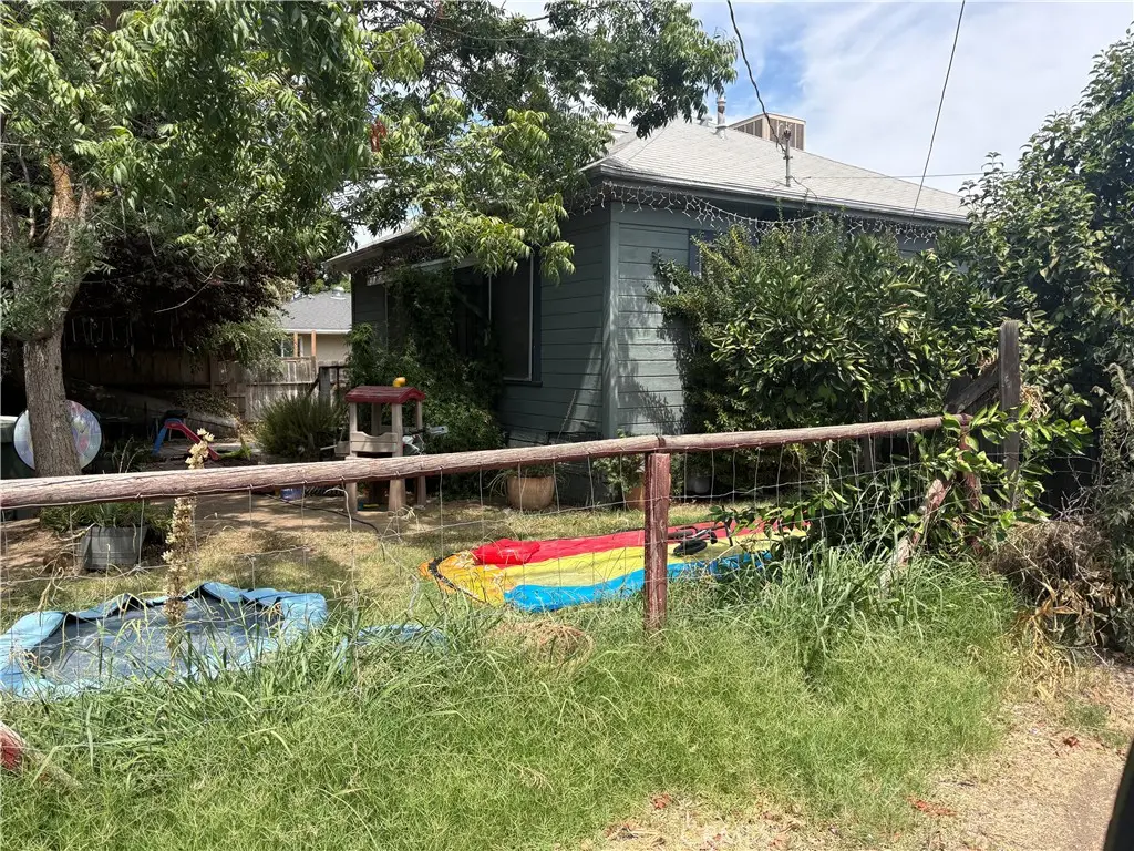 2332 Q, Merced, CA 95340 - #1