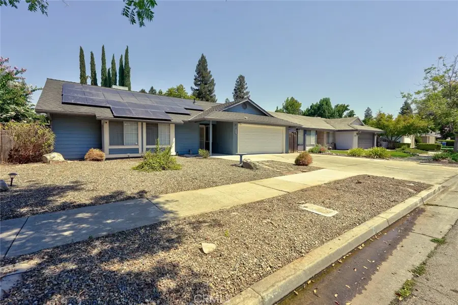 1111 E Donna Drive, Merced, CA 95340 - #3
