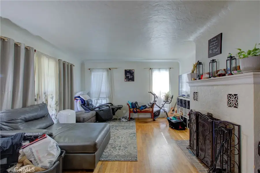420 W 19th Street, Merced, CA 95340 - #2