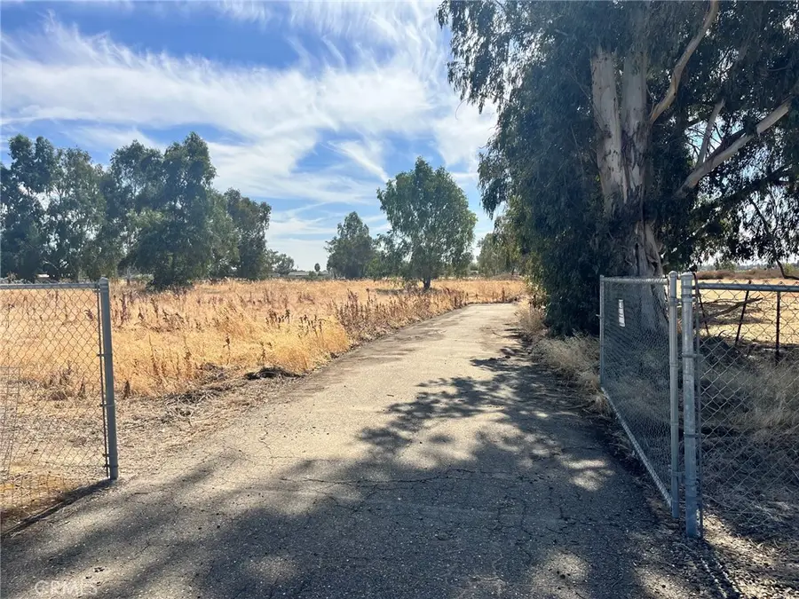 2529 La Loma Road, Merced, CA 95340 - #2