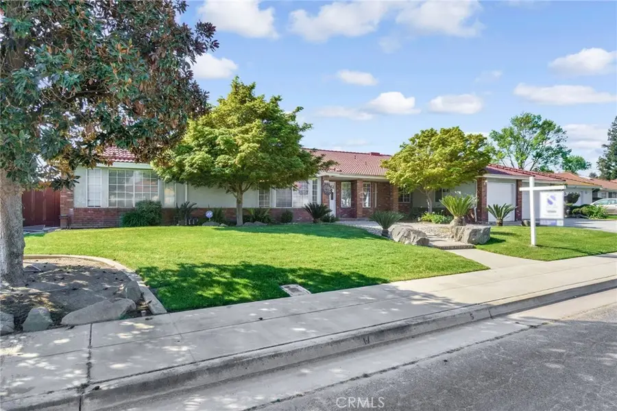 2436 Trevor Court, Madera, CA 93637 - #3