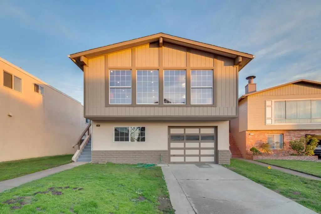 Address Withheld By Seller, Pacifica, CA 94044 - Image #1