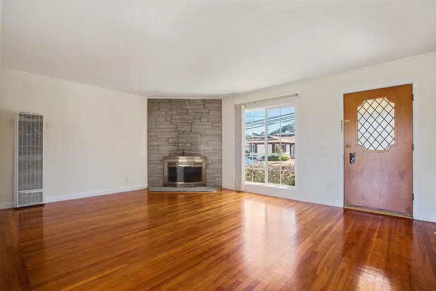 Address Withheld By Seller, Daly City, CA 94015 - Image #3