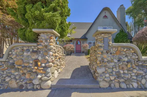 410 Pine Avenue, Pacific Grove, CA 93950