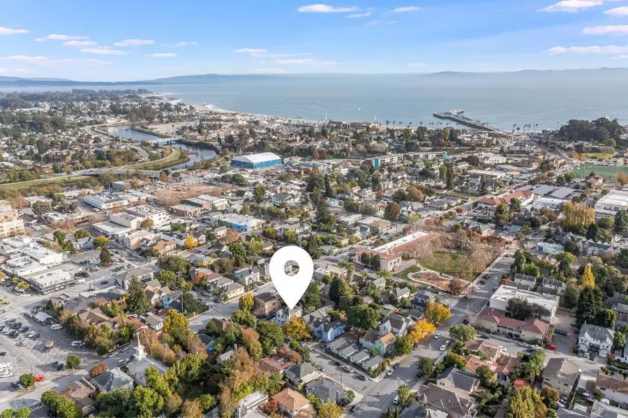 307 Elm Street, Santa Cruz, CA 95060 - Image #2