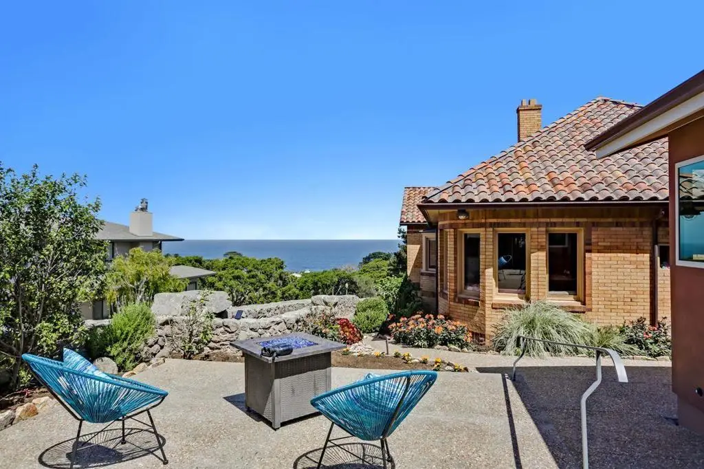 289 Lighthouse Avenue, Pacific Grove, CA 93950 - Image #1