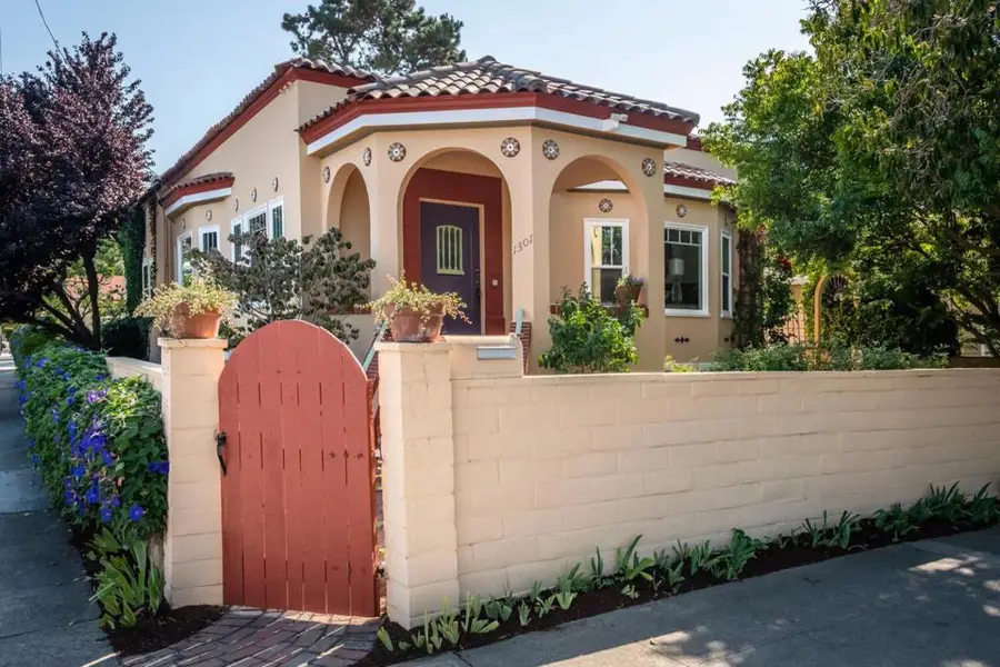 1301 Maple Street, San Mateo, CA 94402 - Image #2