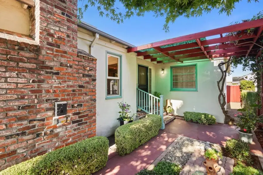 209 S Idaho Street, San Mateo, CA 94401 - Image #2