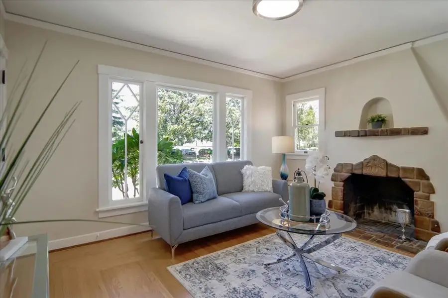 526 E Evelyn Avenue, Sunnyvale, CA 94086 - Image #2