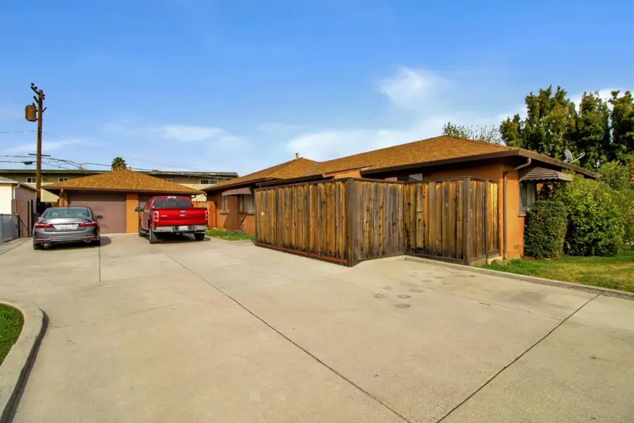 2085 Lynnhaven Drive, San Jose, CA 95128 - #2