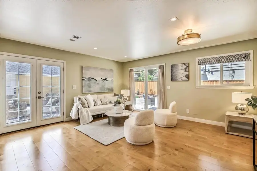 10381 Meadow Place, Cupertino, CA 95014 - Image #3