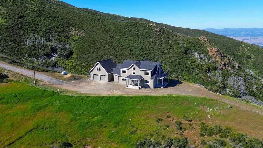 33501 Loma Chiquita Road, Los Gatos, CA 95033 - Image #2