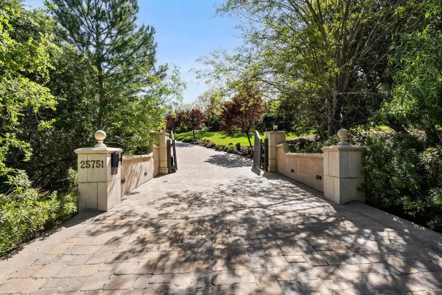 25751 Elena Road, Los Altos Hills, CA 94022 - Image #2