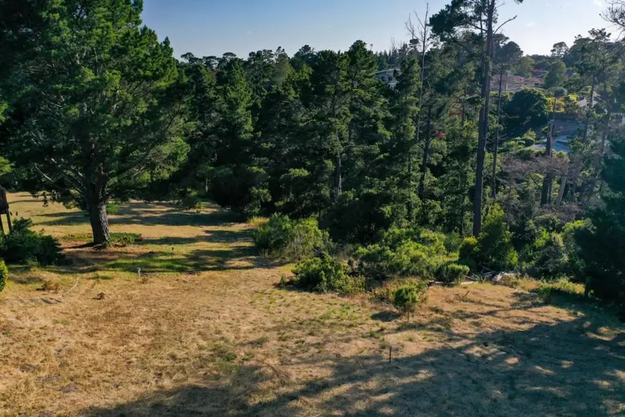 25575 Chiquito Pl, Carmel, CA 93923 - Image #2