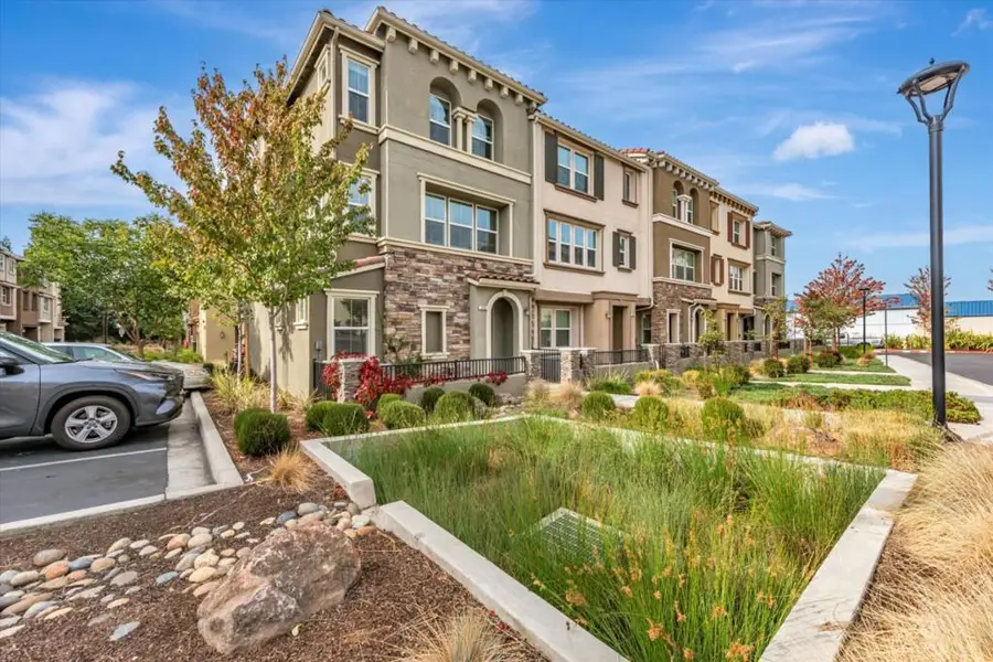 309 Fanuncio Lane, Hayward, CA 94544 - Image #2