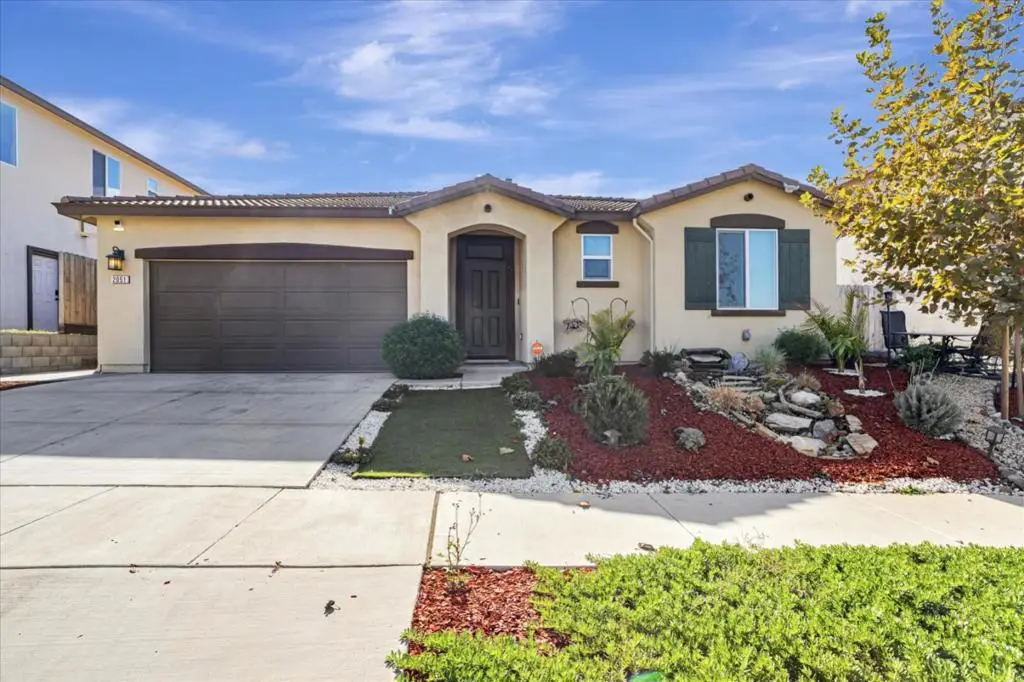 2051 Rosewood Drive, Hollister, CA 95023 - Image #1