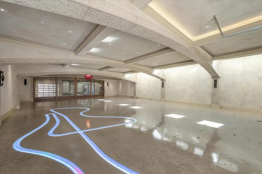 28025 Natoma Road, Los Altos Hills, CA 94022 - Image #2