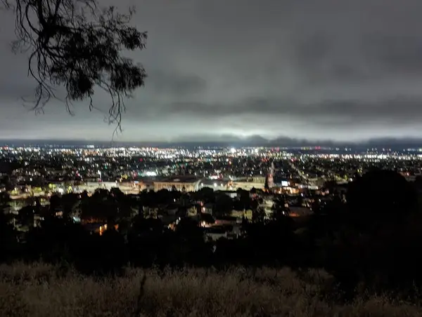 6871 Simson Street, Oakland, CA 94605