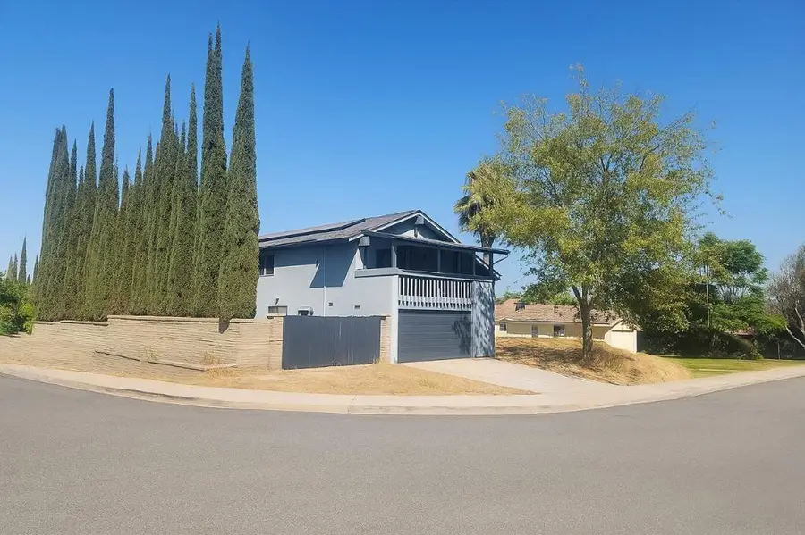 23141 La Granja Drive, Valencia, CA 91354 - Image #2