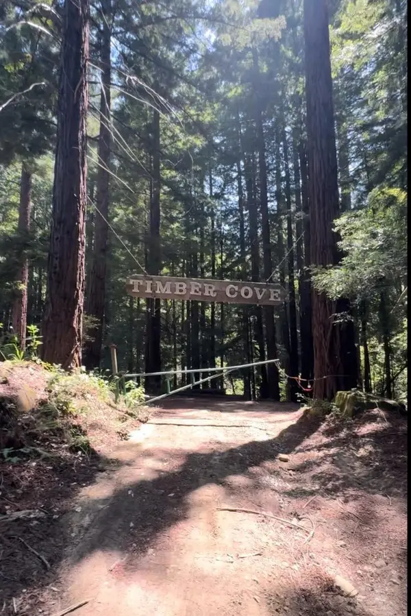 320 Timber Cove, Boulder Creek, CA 95006