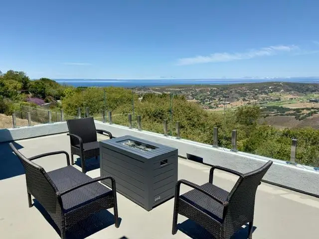 25681 Whip Road, Monterey, CA 93940 - Image #2