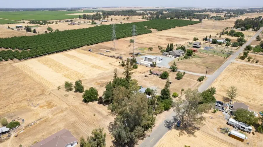 11835 Hobday Road, Wilton, CA 95693 - Image #3