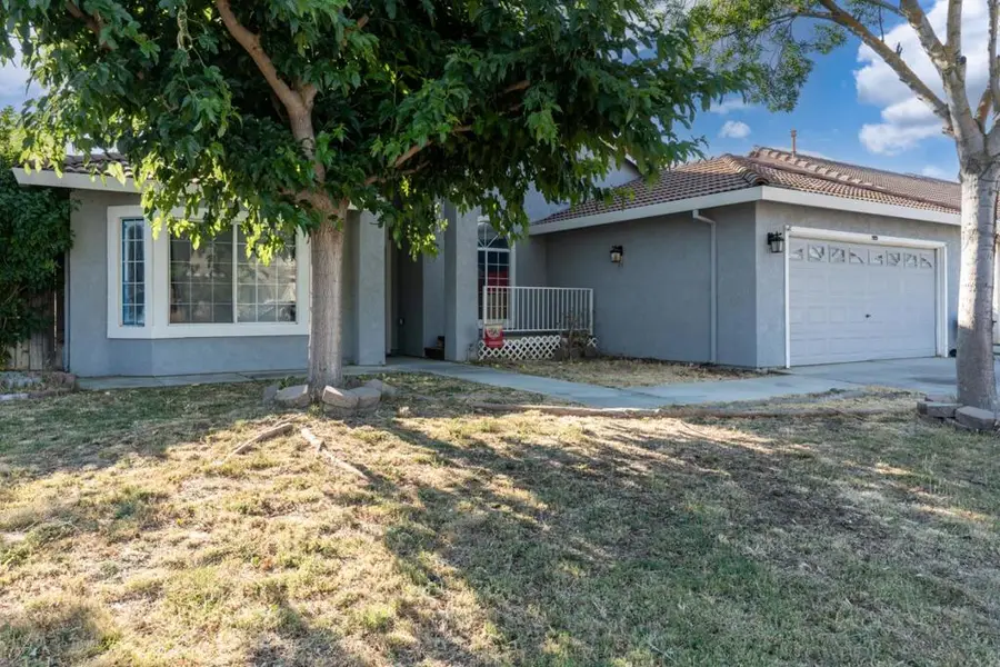 1928 Davis Drive, Los Banos, CA 93635 - Image #2