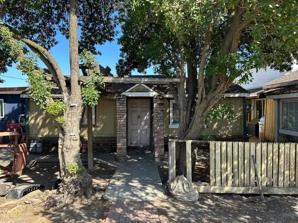 2160 Pacheco Pass Highway, Gilroy, CA 95020