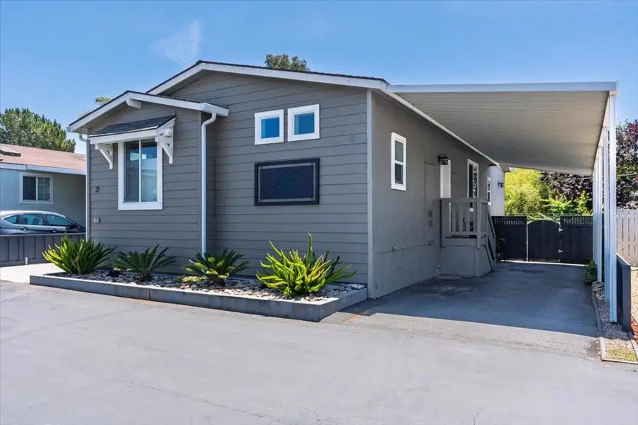 21 Primrose Street, Aptos, CA 95003 - Image #2