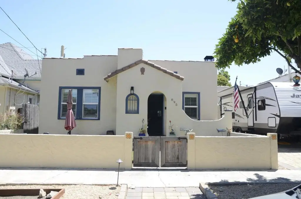 895 Monterey Street, Hollister, CA 95023 - #1
