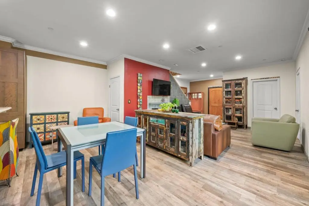 18 S 21st Street #200, San Jose, CA 95116 - Image #1