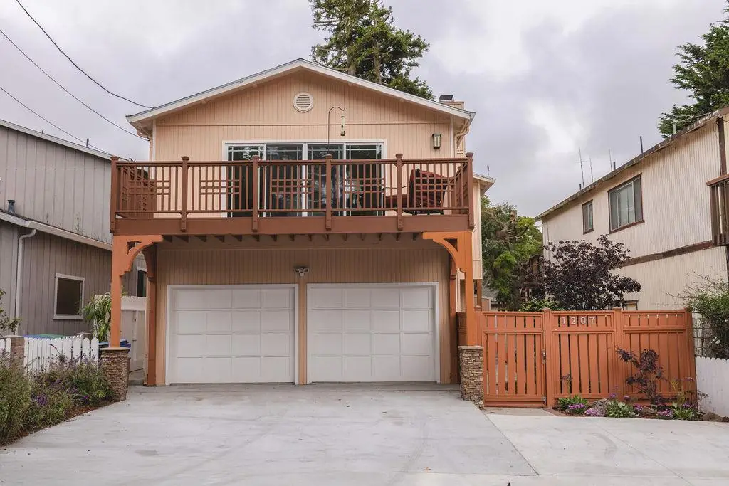 1207 David Avenue, Pacific Grove, CA 93950 - Image #1