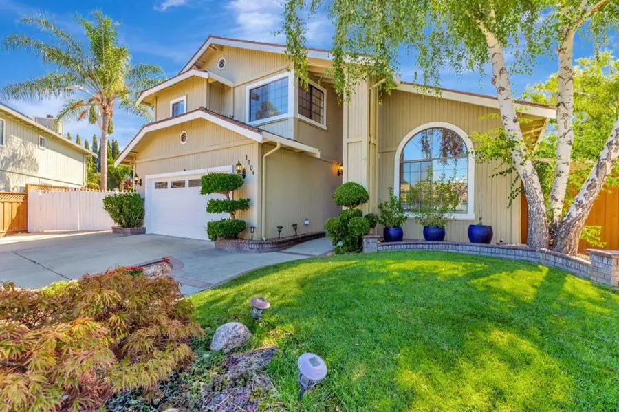 1206 Sycamore Court, Gilroy, CA 95020 - Image #3