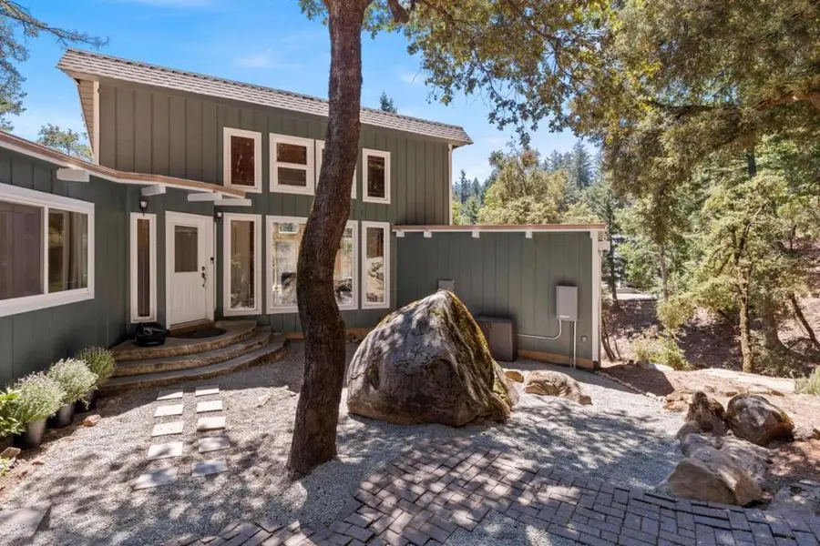 19156 Old Vineyard Road, Los Gatos, CA 95033 - Image #2