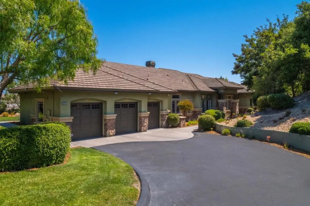 27812 Crowne Point Drive, Salinas, CA 93908 - Image #1