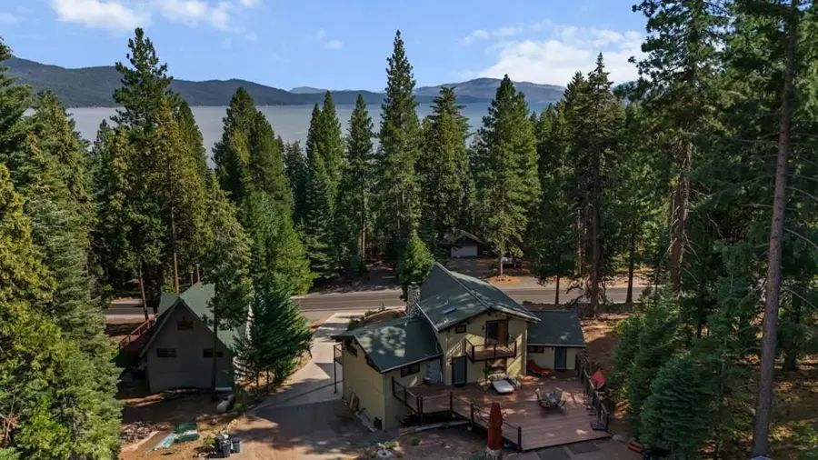 523 Peninsula Drive, Lake Almanor, CA 96137 - Image #2