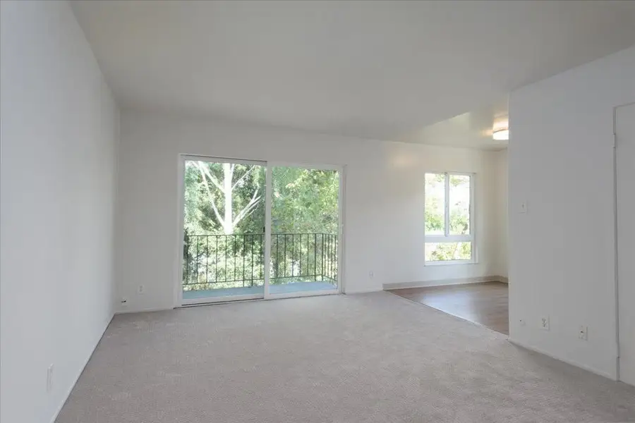 928 Peninsula Avenue #303, San Mateo, CA 94401 - Image #2