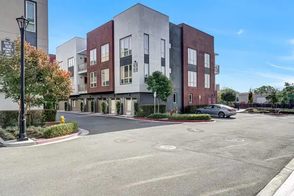 330 Riesling Avenue #21, Milpitas, CA 95035
