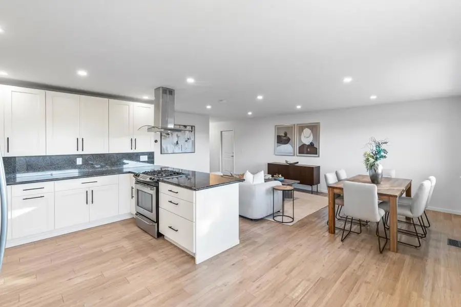 162 Coronado Avenue, San Carlos, CA 94070 - Image #3