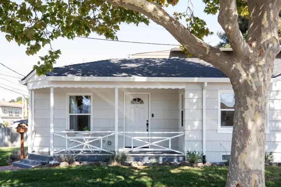 1105 Oak Avenue, Redwood City, CA 94061 - Image #2