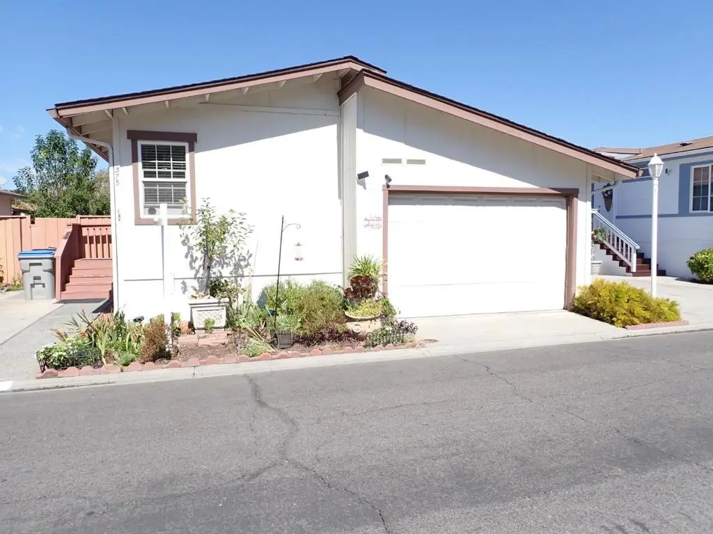 375 S Millpond Drive, San Jose, CA 95125 - Image #1