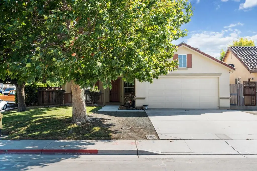 1261 South Street, Hollister, CA 95023 - Image #1