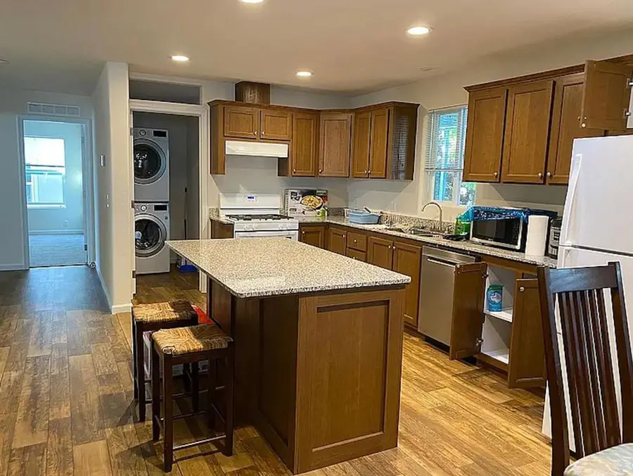 1075 Space Park Way, Mountain View, CA 94043 - Image #2