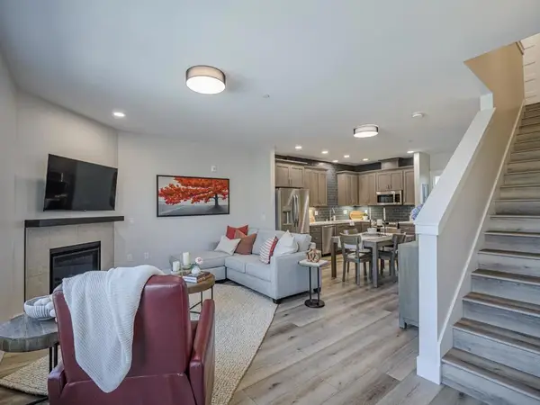 136 Aptos Village Way #2, Aptos, CA 95003