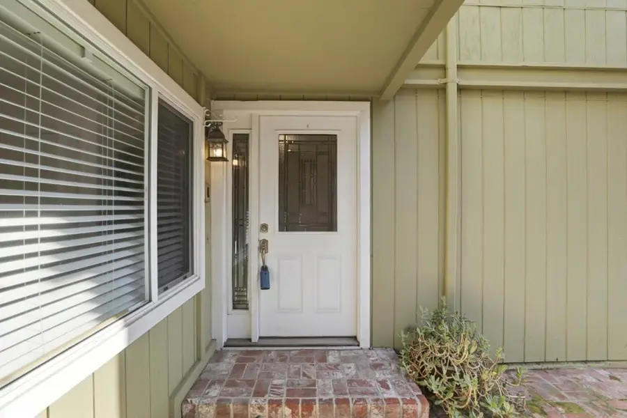 215 Elm Wood Court, Los Gatos, CA 95032 - Image #3
