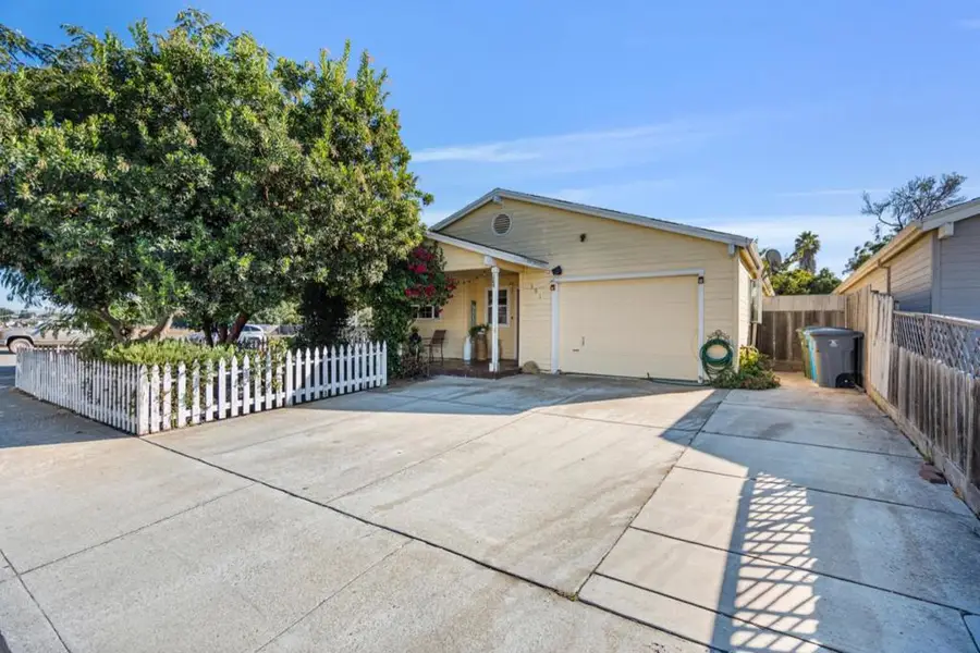 601 Chaparral Court, Hollister, CA 95023 - Image #3