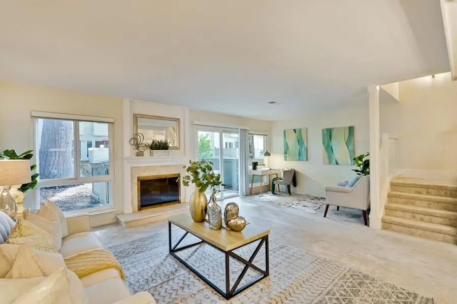 19423 Vineyard Lane, Saratoga, CA 95070 - Image #2