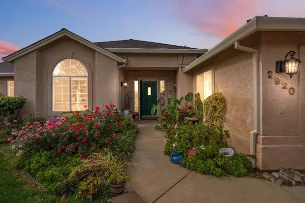 2920 Aspen Glow Lane, Redding, CA 96001