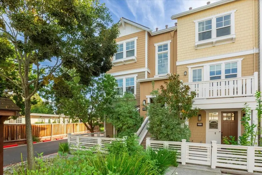 2041 Atlas Loop, Mountain View, CA 94043 - Image #3